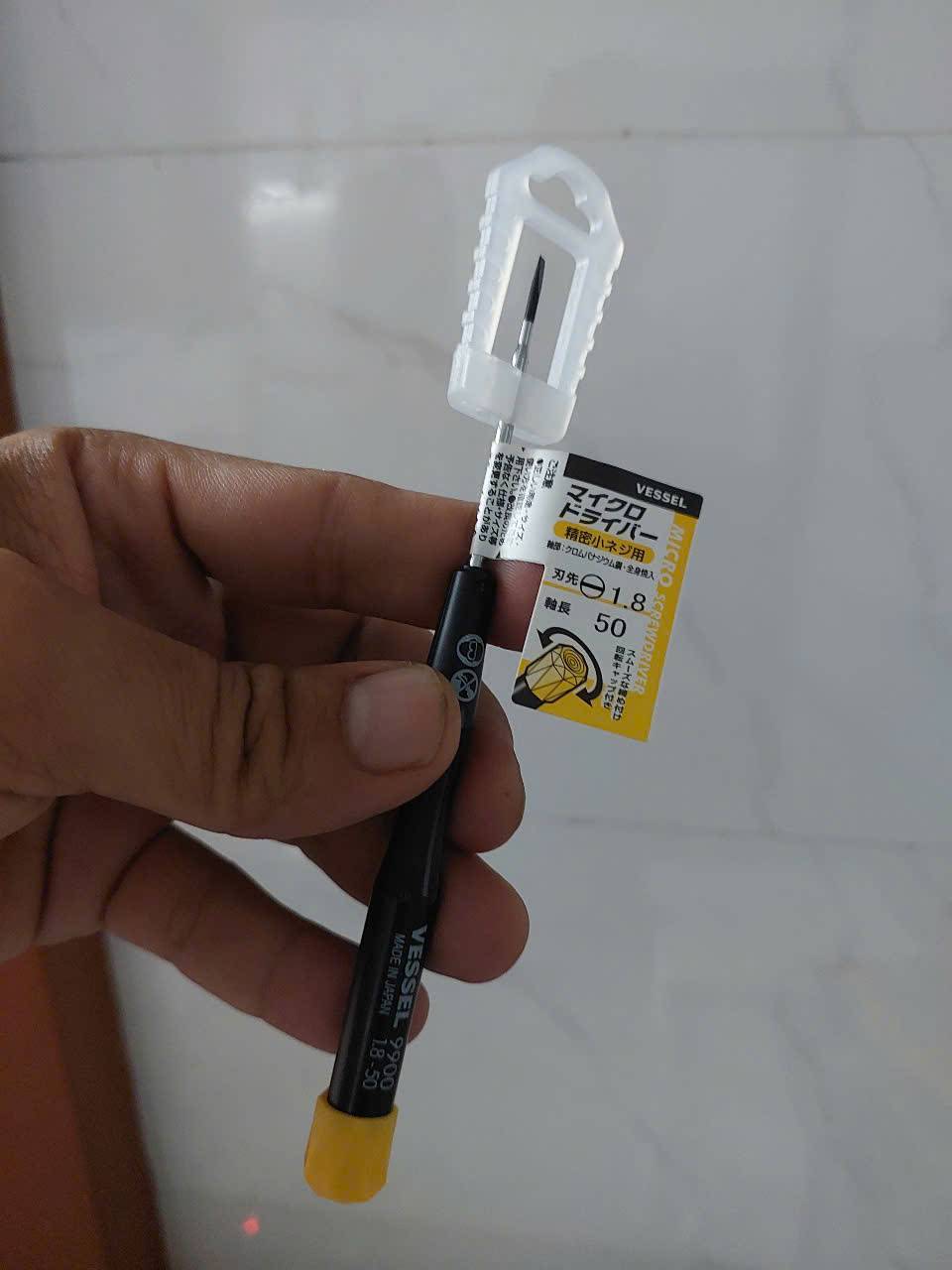 Tô vít dẹp 2 cạnh Vessel No.9900-1.8×50 (Japan)