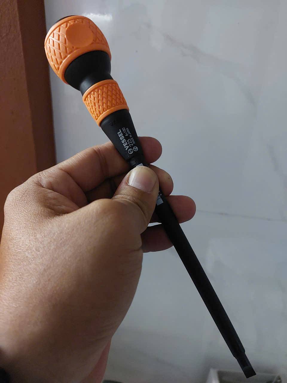 z6934058090713_ce1db66991b6eb2a824c1fb800959636 Tô vít cách điện Vessel No.225-6×150