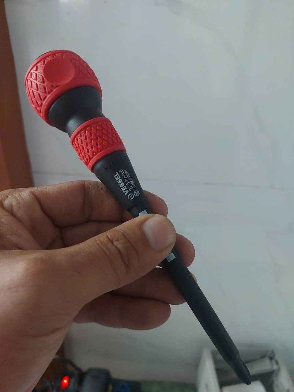 z6935492175958_01fe91bd2e21ac5083d560f20b9b9ff0 Tô vít cách điện Vessel No.225+2×100