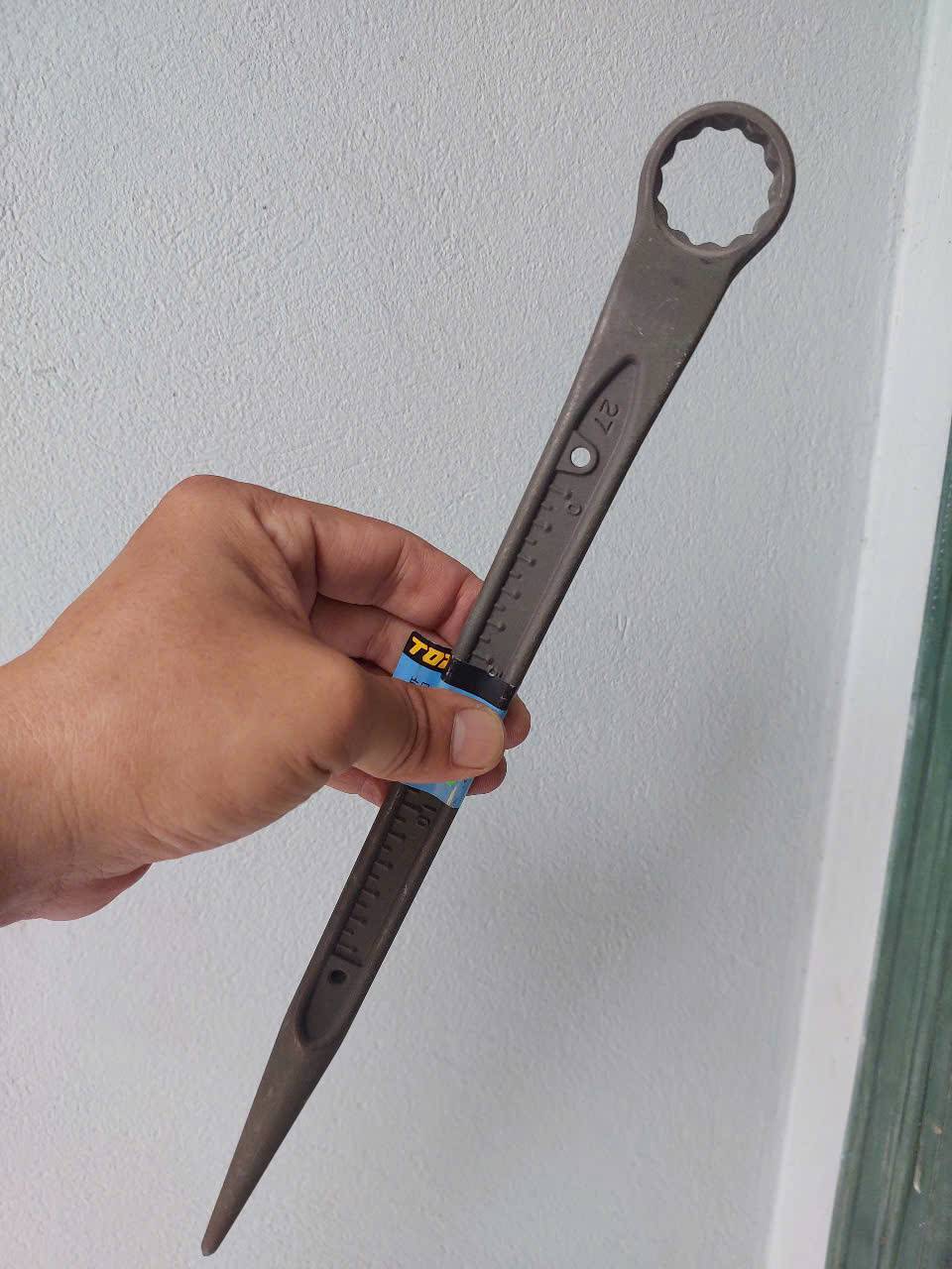 Cờ lê đầu vòng đuôi chuột Top Kogyo