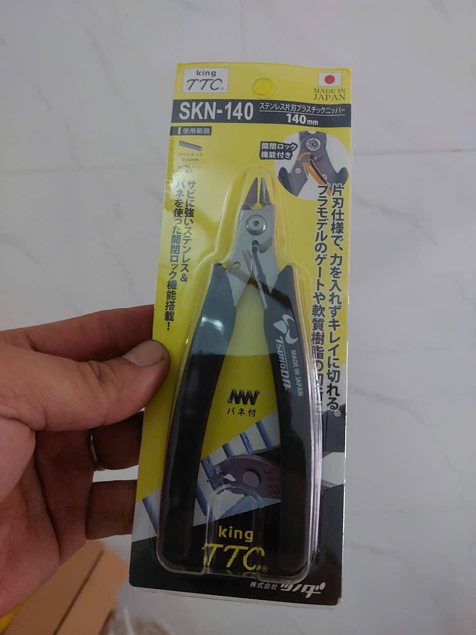 Kìm cắt nhựa loại không gỉ Tsunoda SKN-140