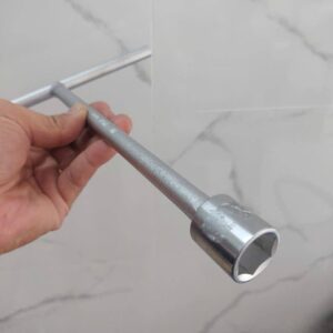 Tuýp vặn ốc chữ T 17mm OURA TW0017