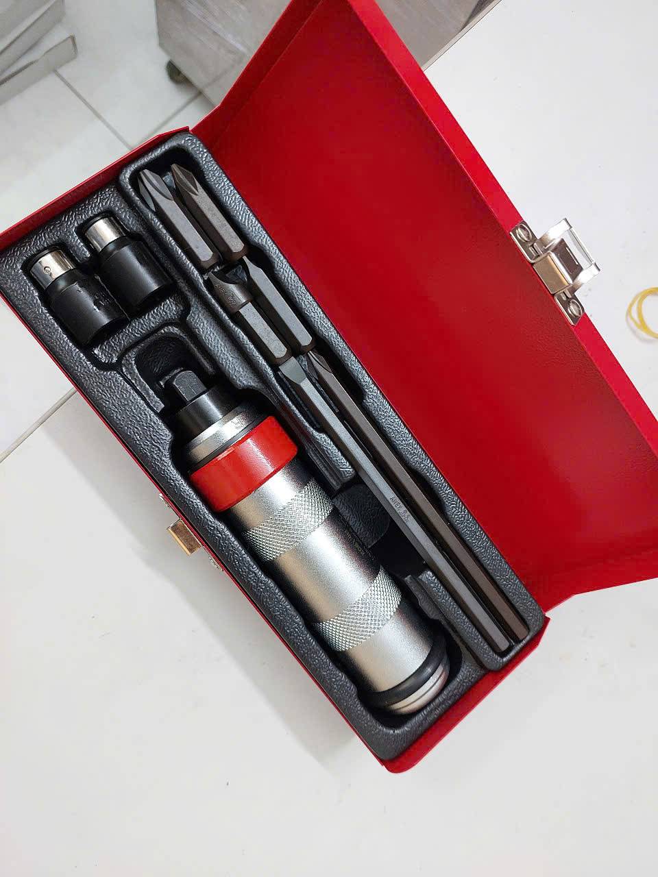 z7220144866593_196c8eef3fe8526c6781c0f68ab4a29a Bộ tô vít đóng đầu 3/8″ Anex No.1902