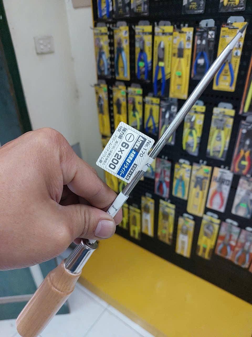 Tô vít đóng 2 cạnh tay gỗ Anex No.170-6×200