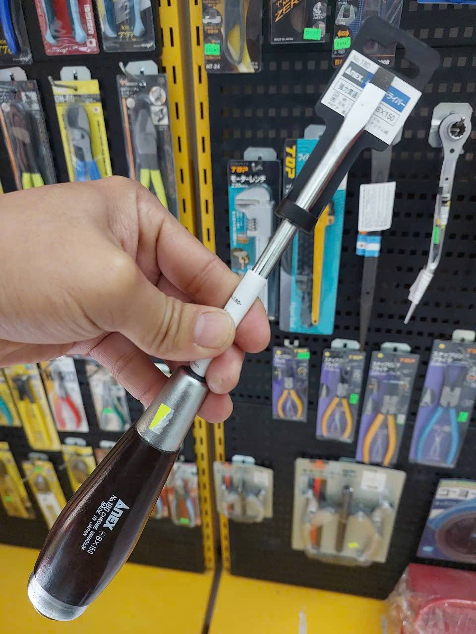 Tô vít đóng cán gỗ tam giác Anex No.180-8×150