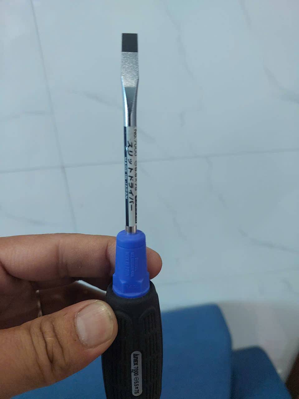 Tô vít cán cao su Anex No.7000-5.5×75