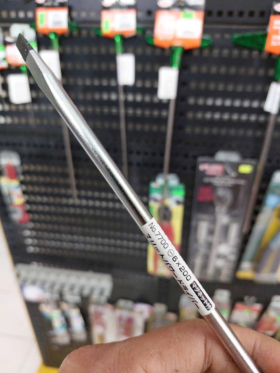 z7220158164725_9e6d769907a0c2a2e58a867b5c3adb4f Tô vít 2 cạnh có từ tính Anex No.7700-6×200