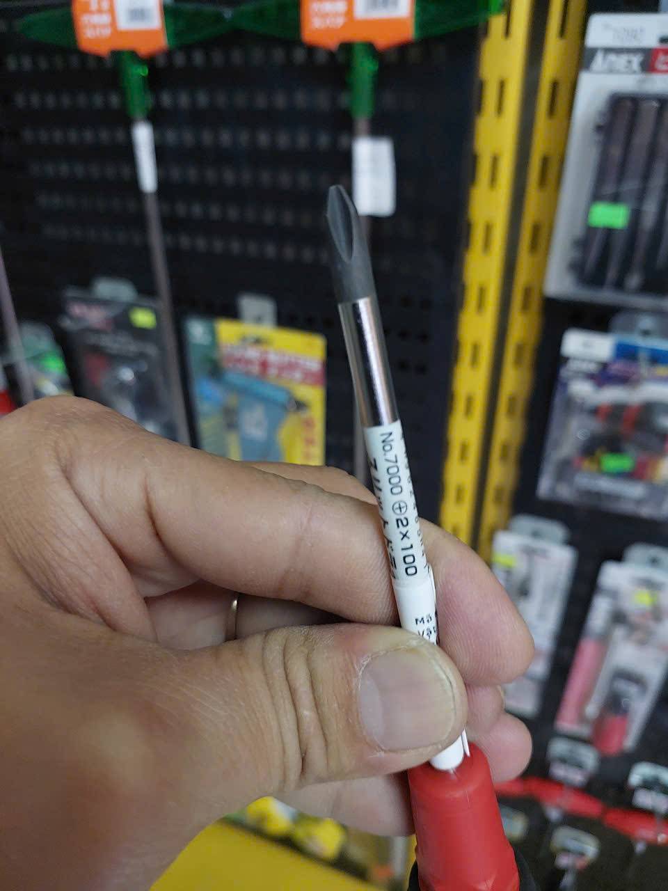 z7248542888166_102eb289f080f53f2d2ee9dd530b2f98 Tô vít cán cao su Anex No.7000+2×100