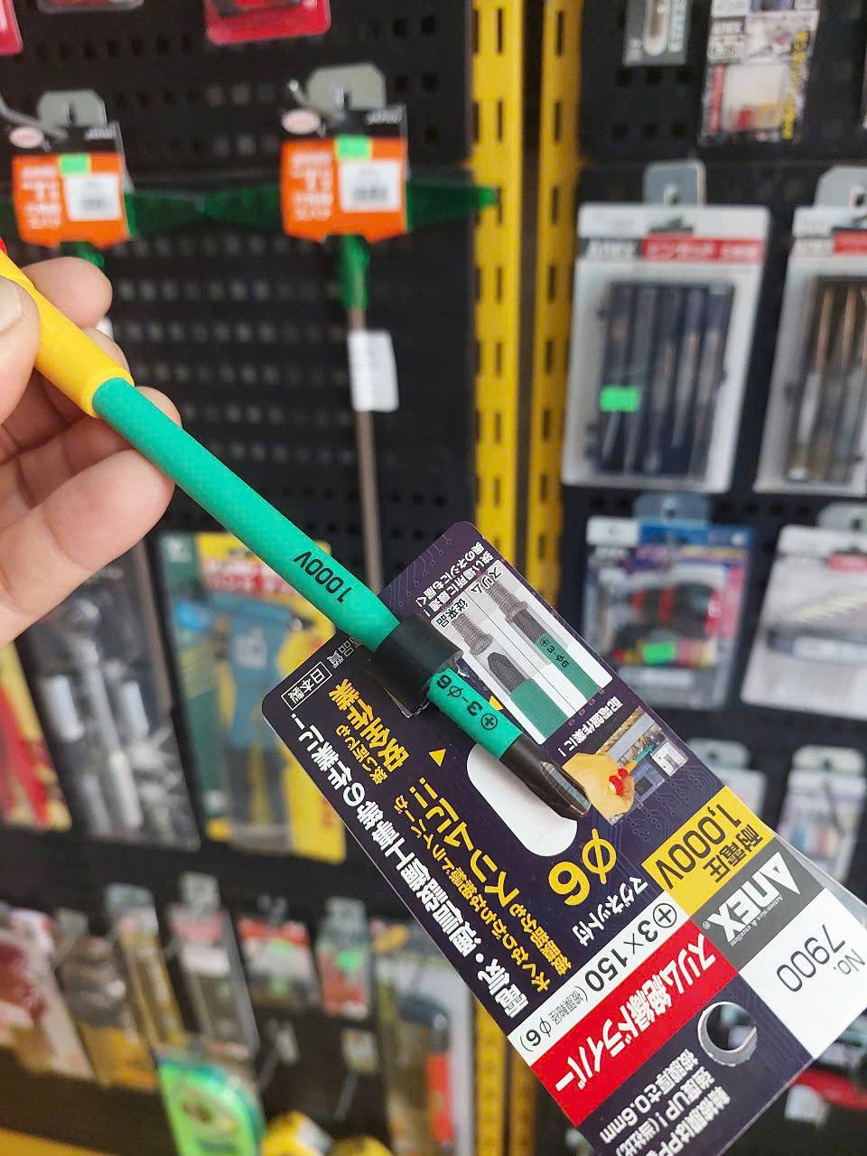 Tô vít cách điện cán tròn Anex No.7900+3×150