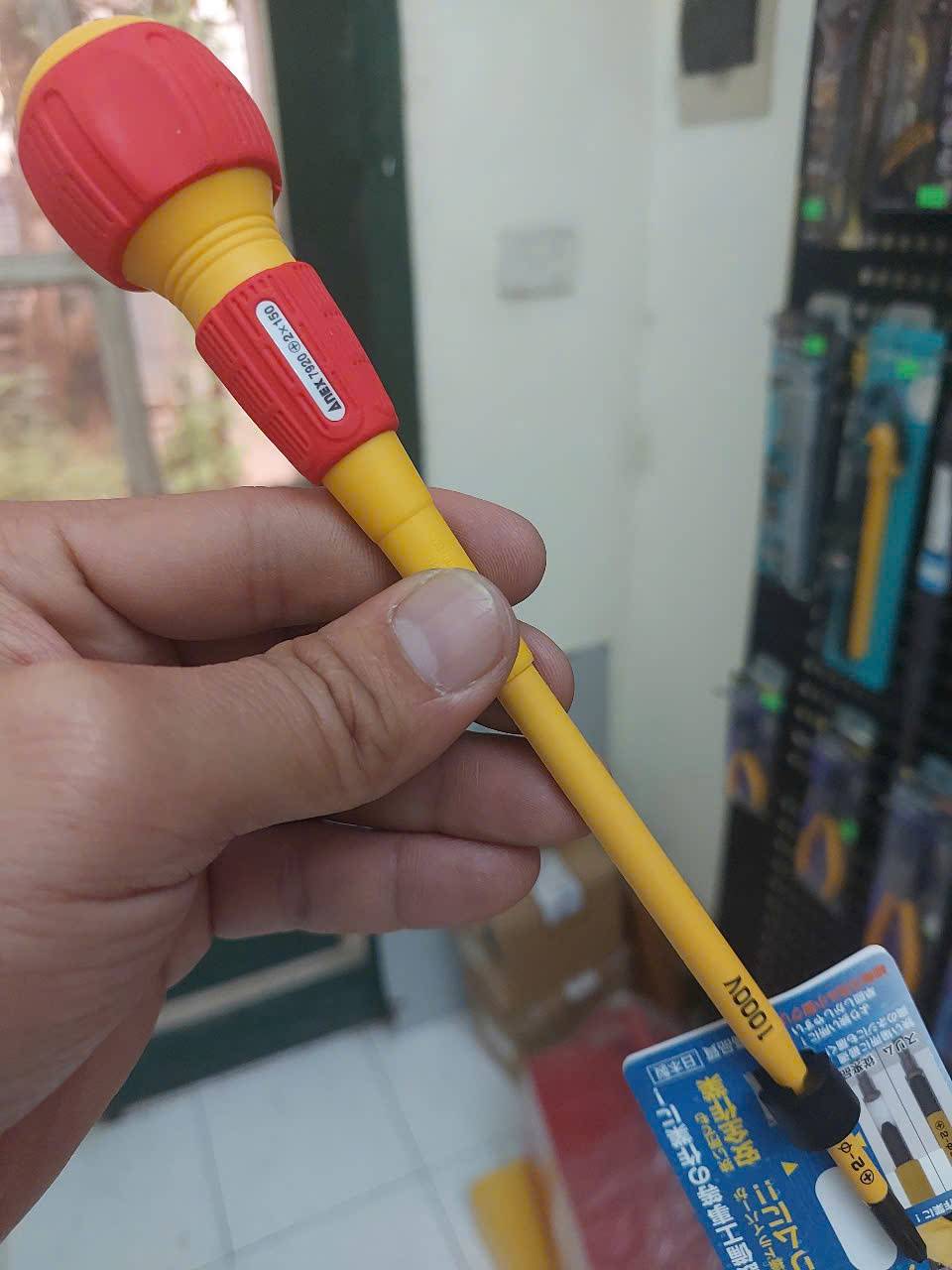 z7294655157674_9ce9c82770f92fdc49959ebe7ee98129 Tô vít cách điện cán tròn Anex No.7920+2×150