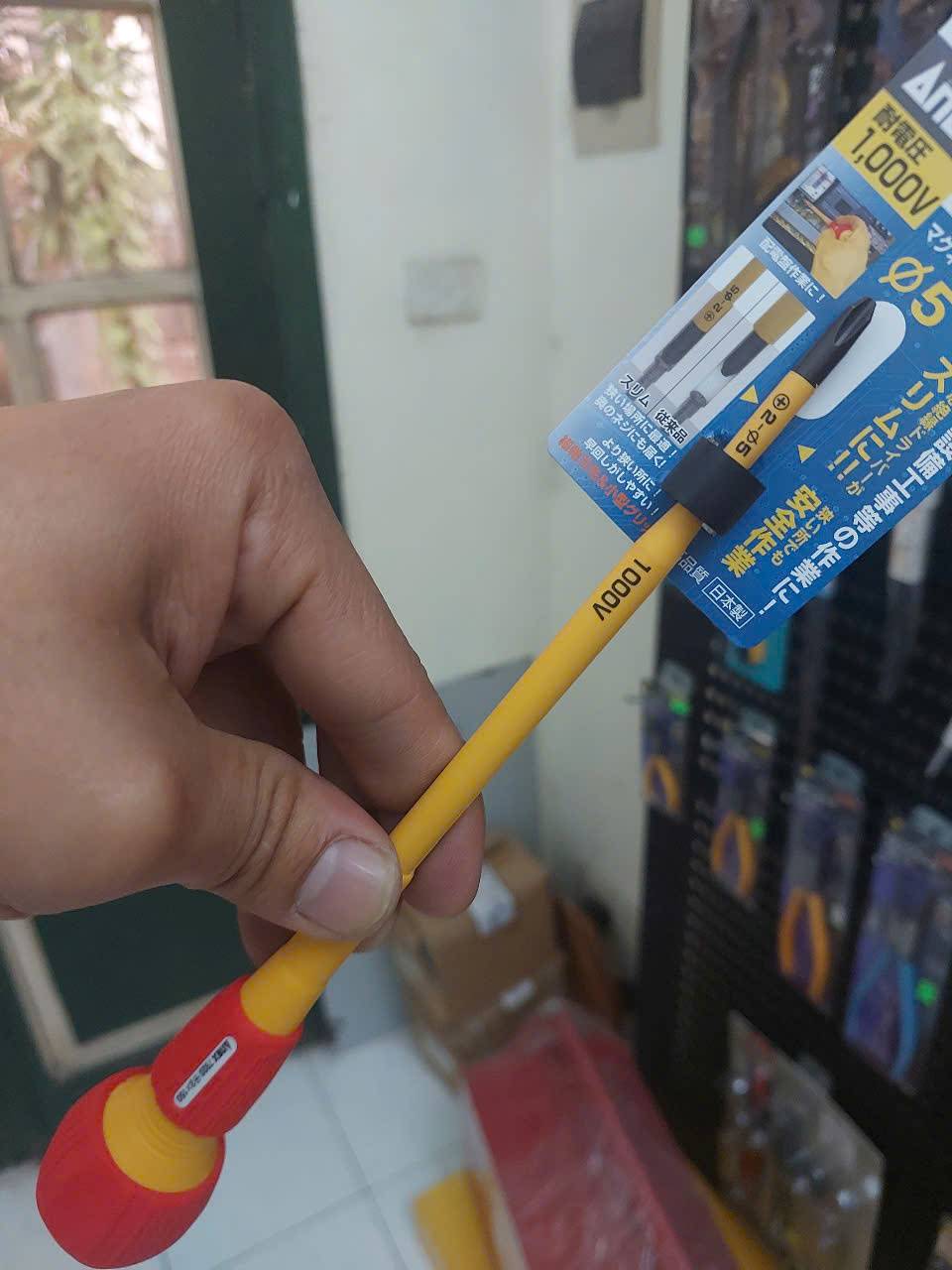 z7294655230423_97e75a386dc2fbf1c5d2bfee5ada796f Tô vít cách điện cán tròn Anex No.7920+2×150