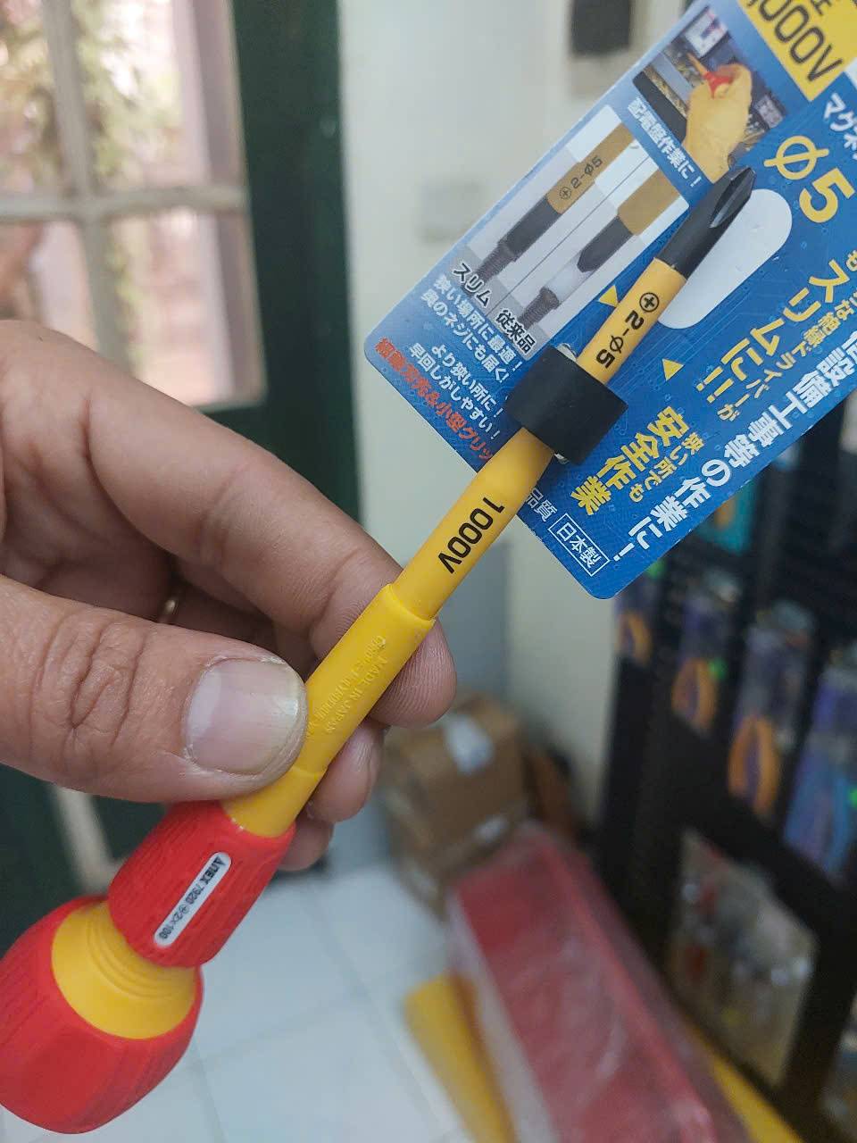 Tô vít cách điện cán tròn Anex No.7920+2×100