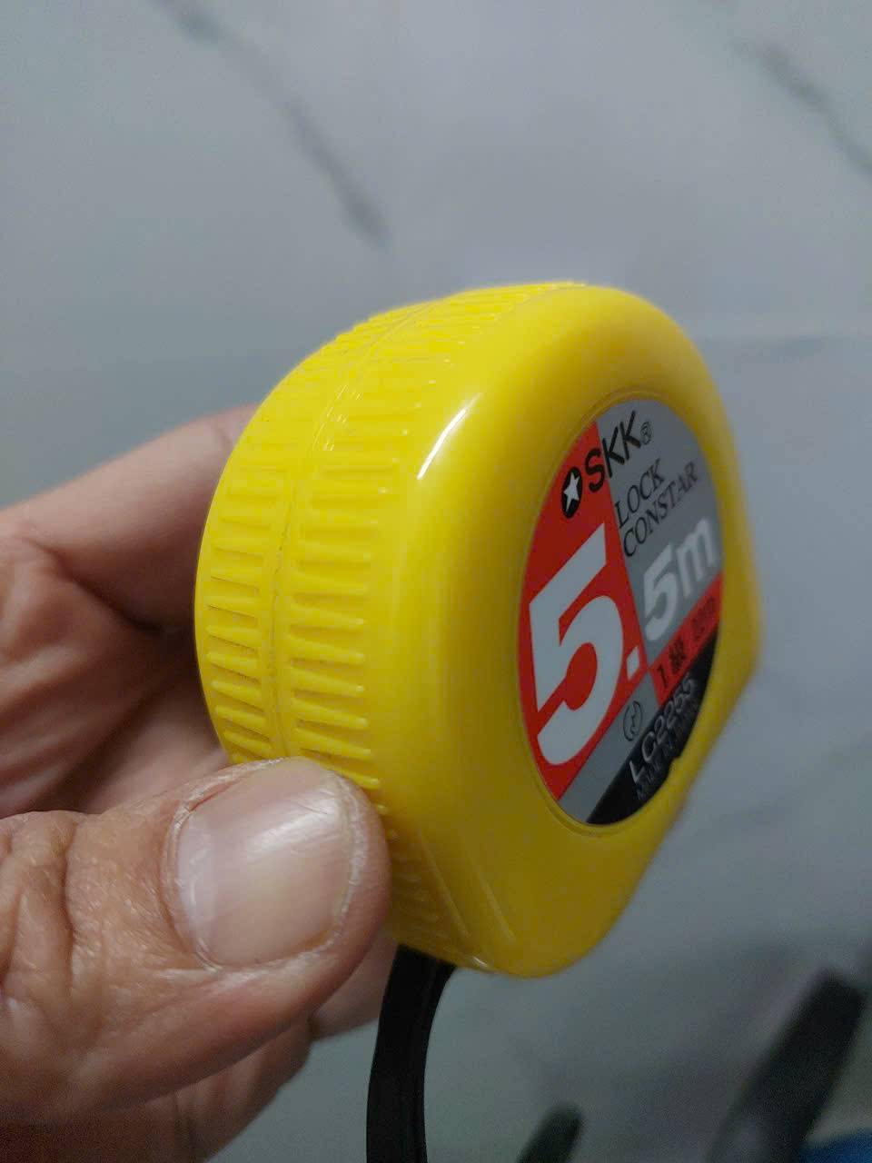 z7368984914437_79ea8ffb796230002d8c49132af205ff Thước cuộn thép dài 5.5M SKK LC2255 (Japan)