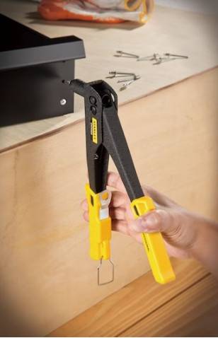 Kìm rút rive 4 lỗ Stanley STHT69800-8