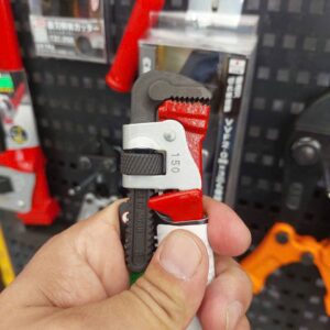 Mỏ lết răng thân sắt ARM PW-150