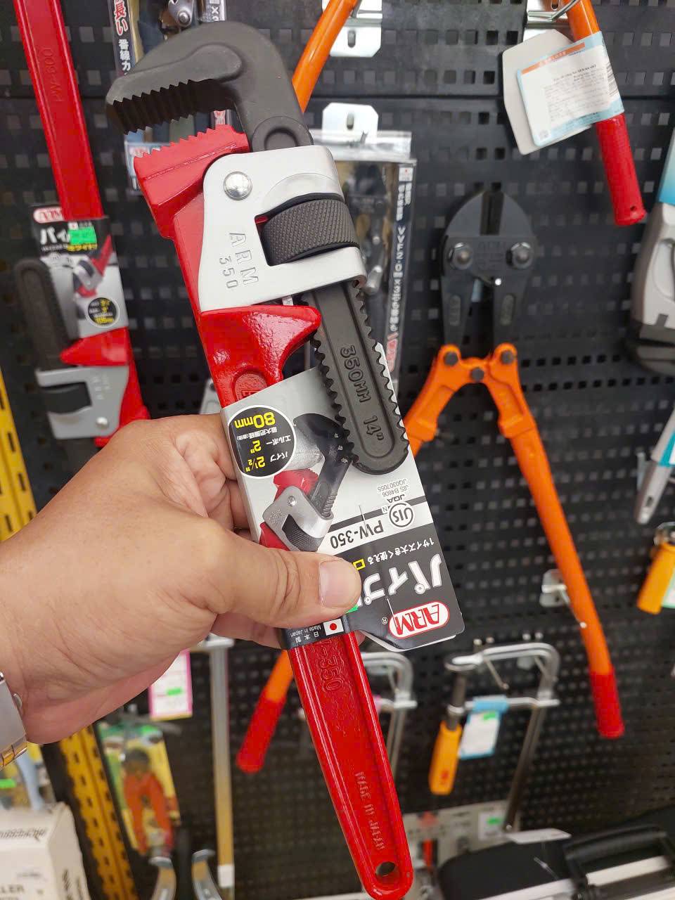 Mỏ lết răng thân sắt ARM PW-350