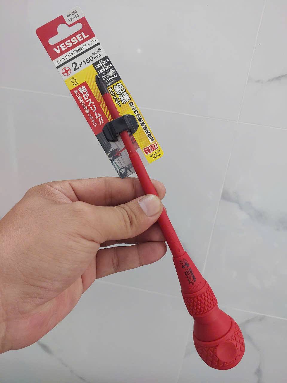 Tô vít cách điện 1000V cán tròn Vessel 200+2×150