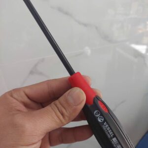 Tô vít 4 cạnh cán siêu êm VESSEL No.700+2×100