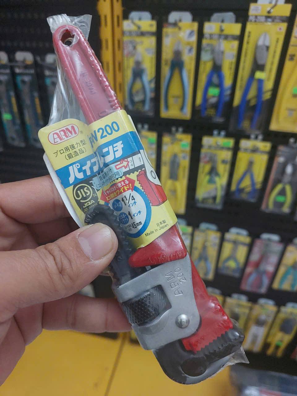 z7294478469299_7d8dbbf9955e10fe18d80fd7fc5c25f0 Mỏ lết răng thân sắt ARM PW-200