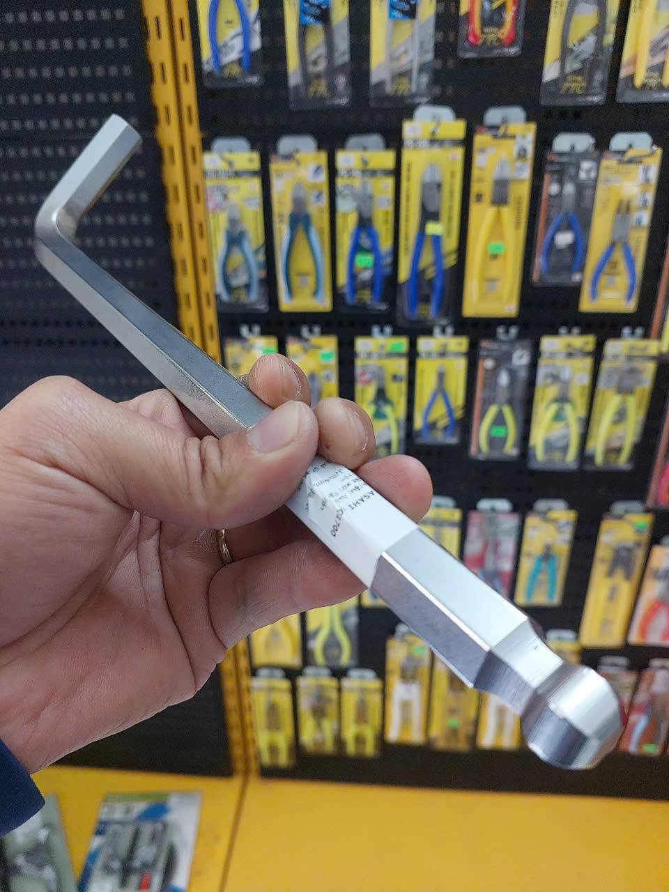 Lục giác chữ L đầu bi 17mm Asahi AQ1700
