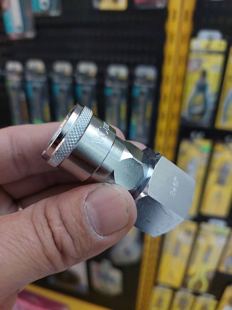 z7376195672388_02a3c53b2d35f750c416feefde1876cd Đầu nối nhanh khí nén NKC NL- 24SF