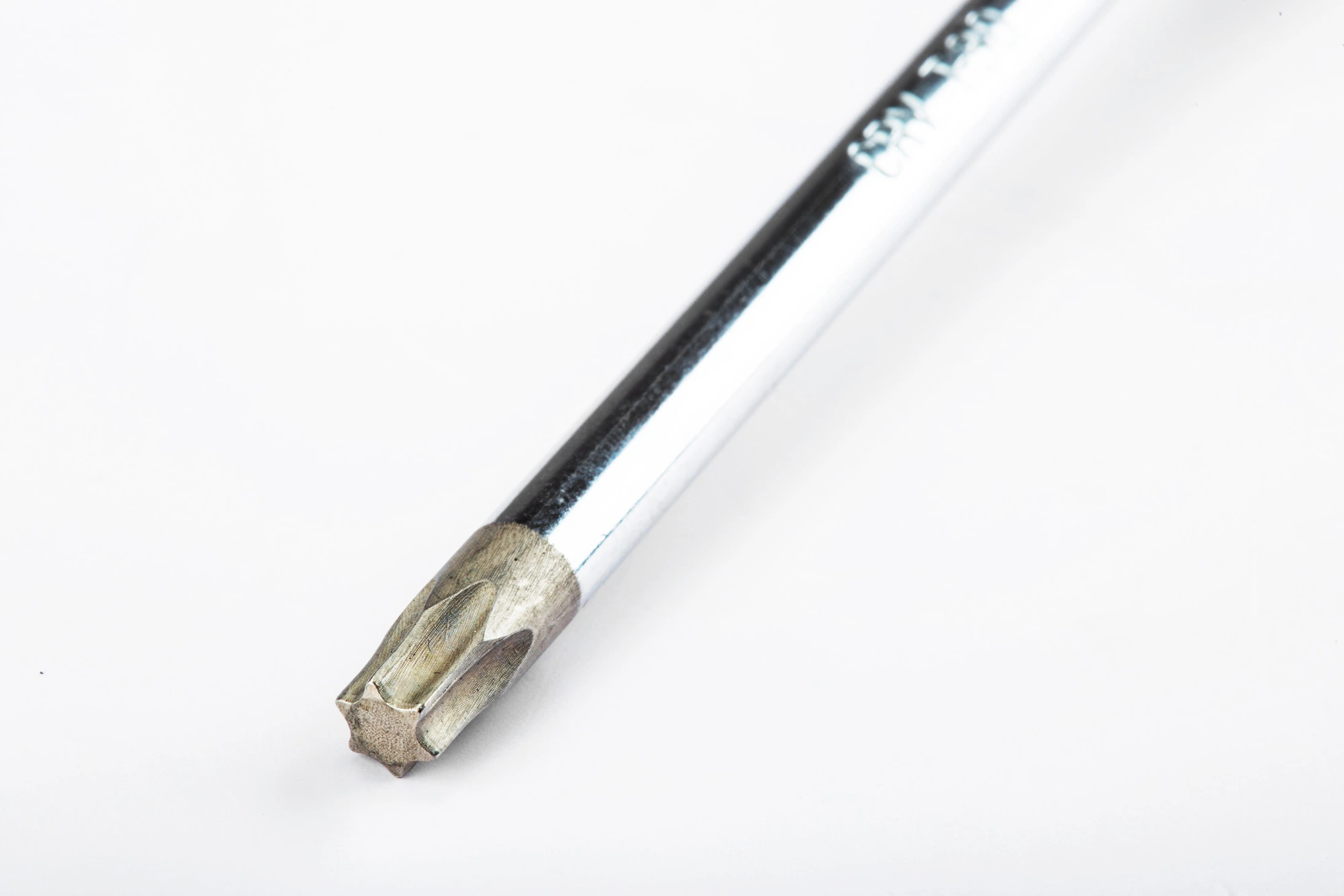 Tuốc nơ vít đầu sao (Torx) kích thước T8 x 75mm SATA 61108