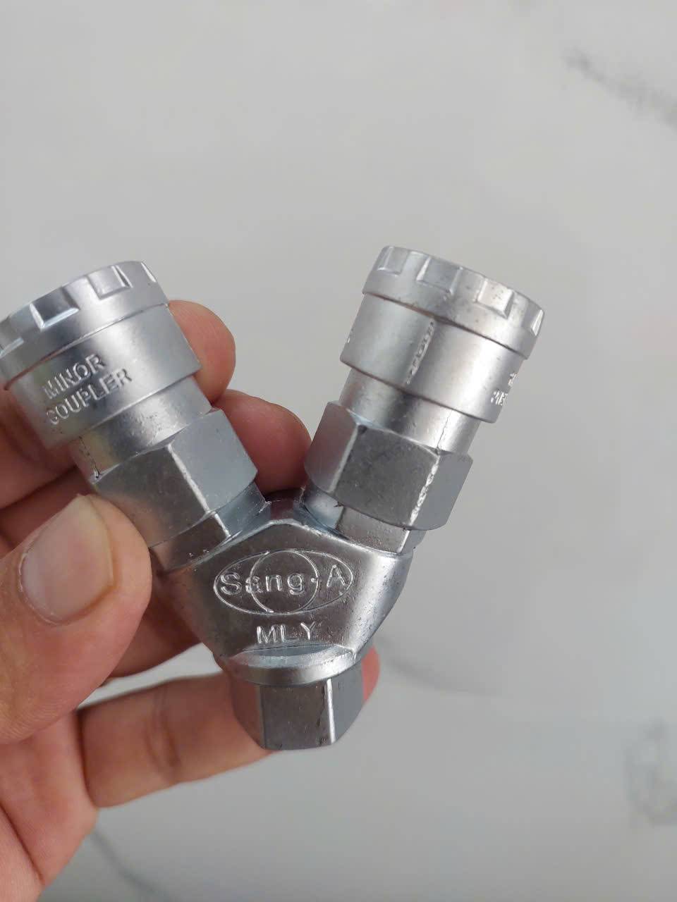 Đầu nối nhanh chia 2 SANG A MLY 22