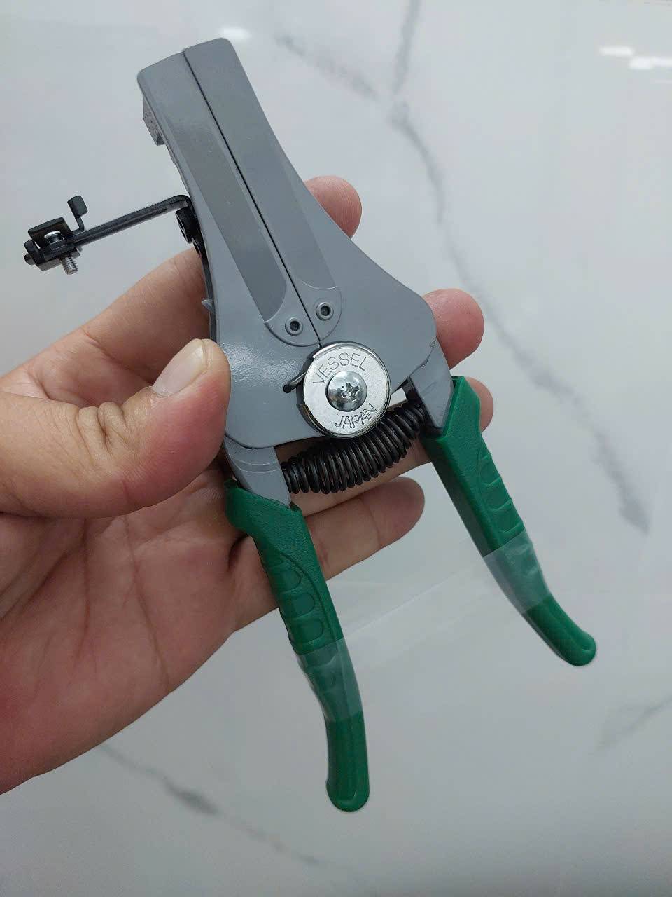 Kìm tuốt dây điện tự động (Wire Stripper) cao cấp dành cho dây đơn VESSEL No.3000A