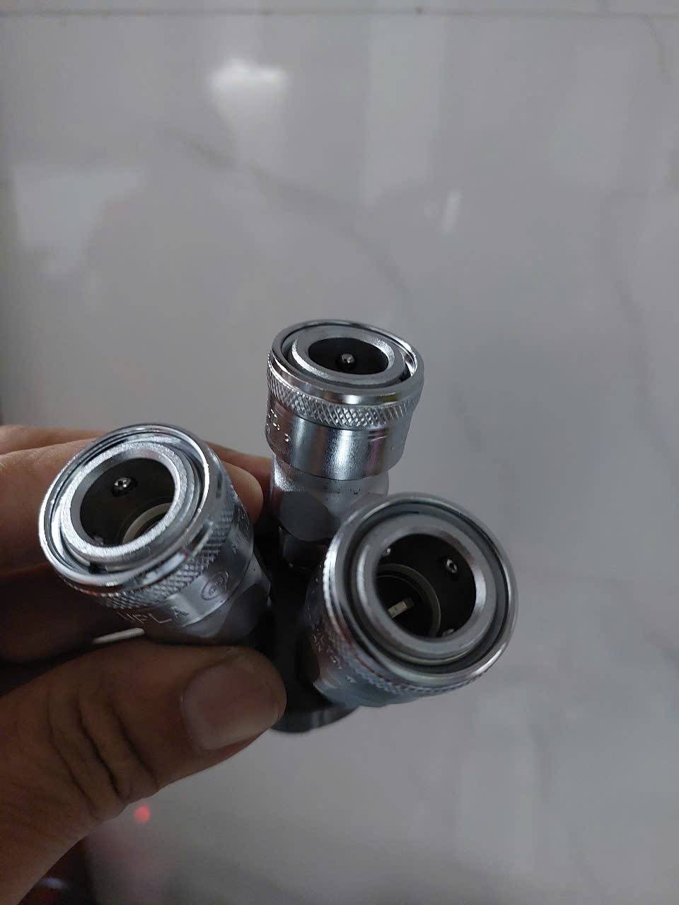 Bộ đầu chia khí nén 3 nhánh Nitto SMY-3-20SM
