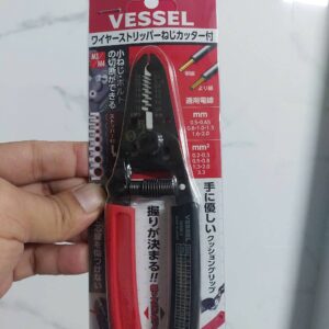 Kìm tuốt dây điện tích hợp chức năng cắt ốc vít chuyên nghiệp VESSEL No.3500E-3