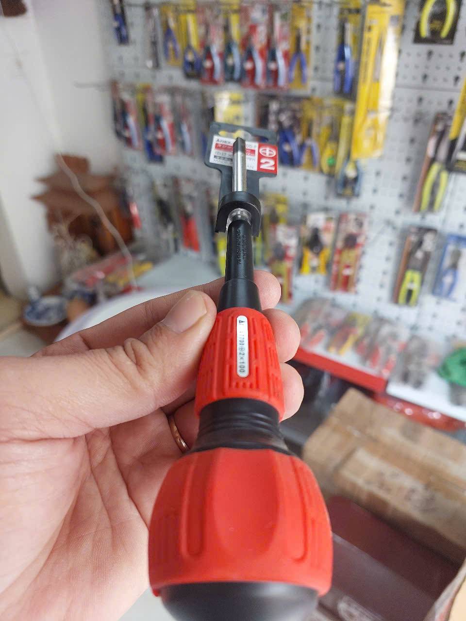 Tô vít 4 cạnh có từ tính Anex No.7700+2×100